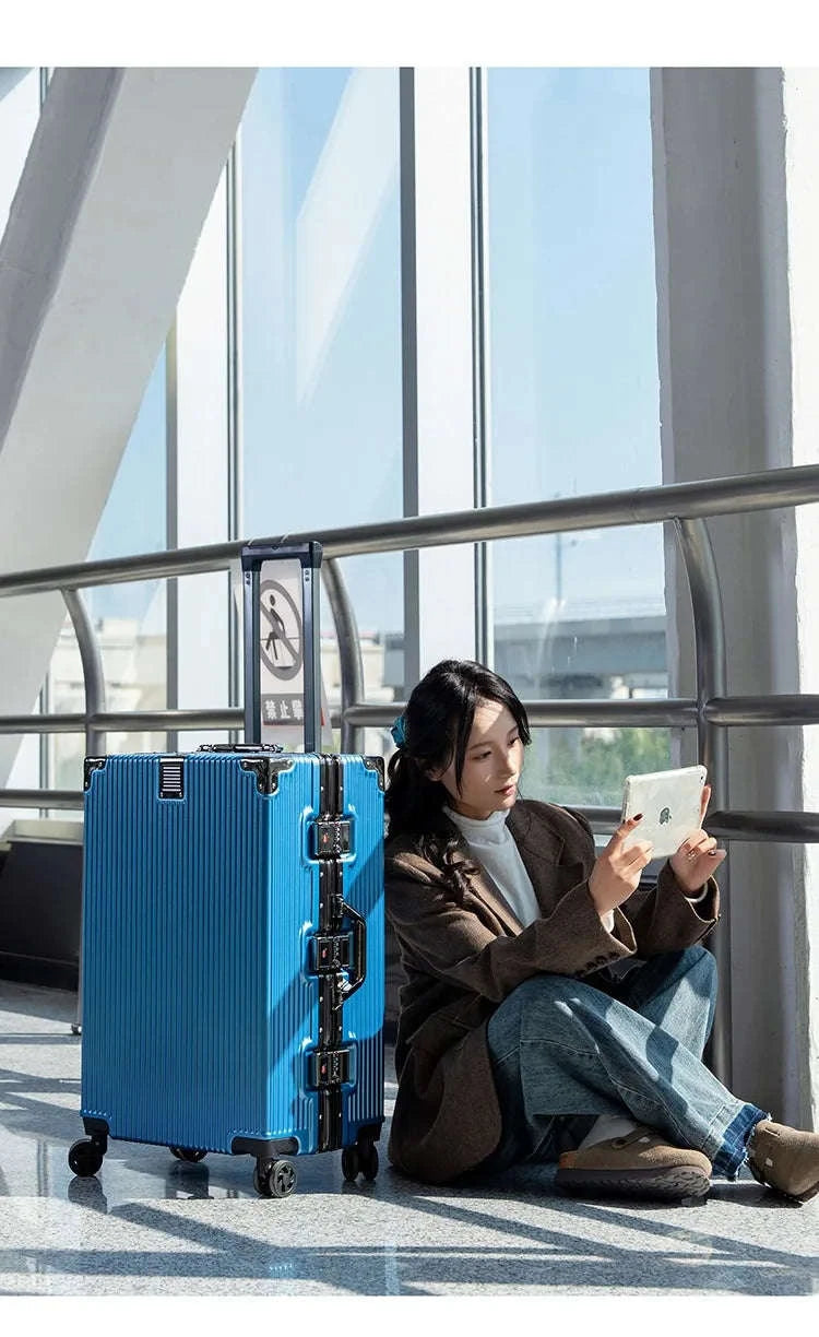 Aluminum Frame Suitcase with Silent All-Terrain Wheels and Cup Holder-Blue / 22 inches / United States