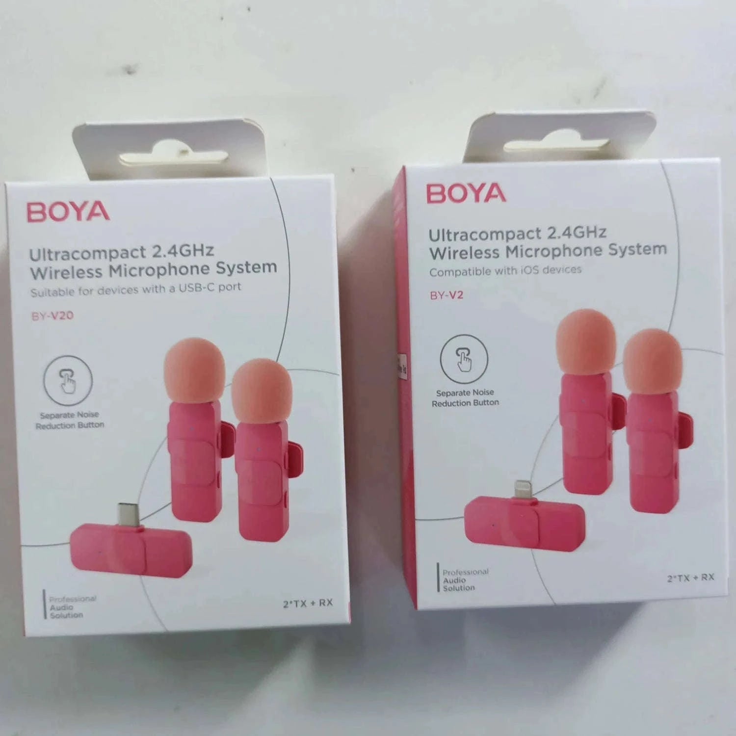 BOYA BY-V2 Wireless Lavalier Microphone for Clear Two-Voice Recording-BY-V1.-Lightning