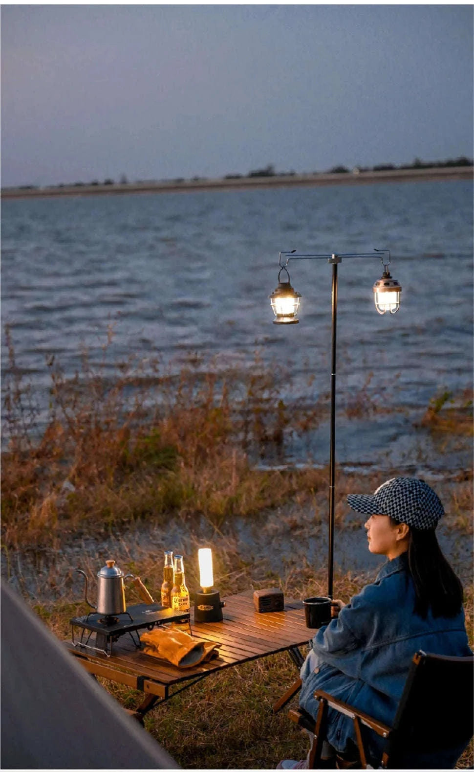 Camping Lantern Stand with Double Hooks, Foldable Aluminum Pole-Black 4-Section