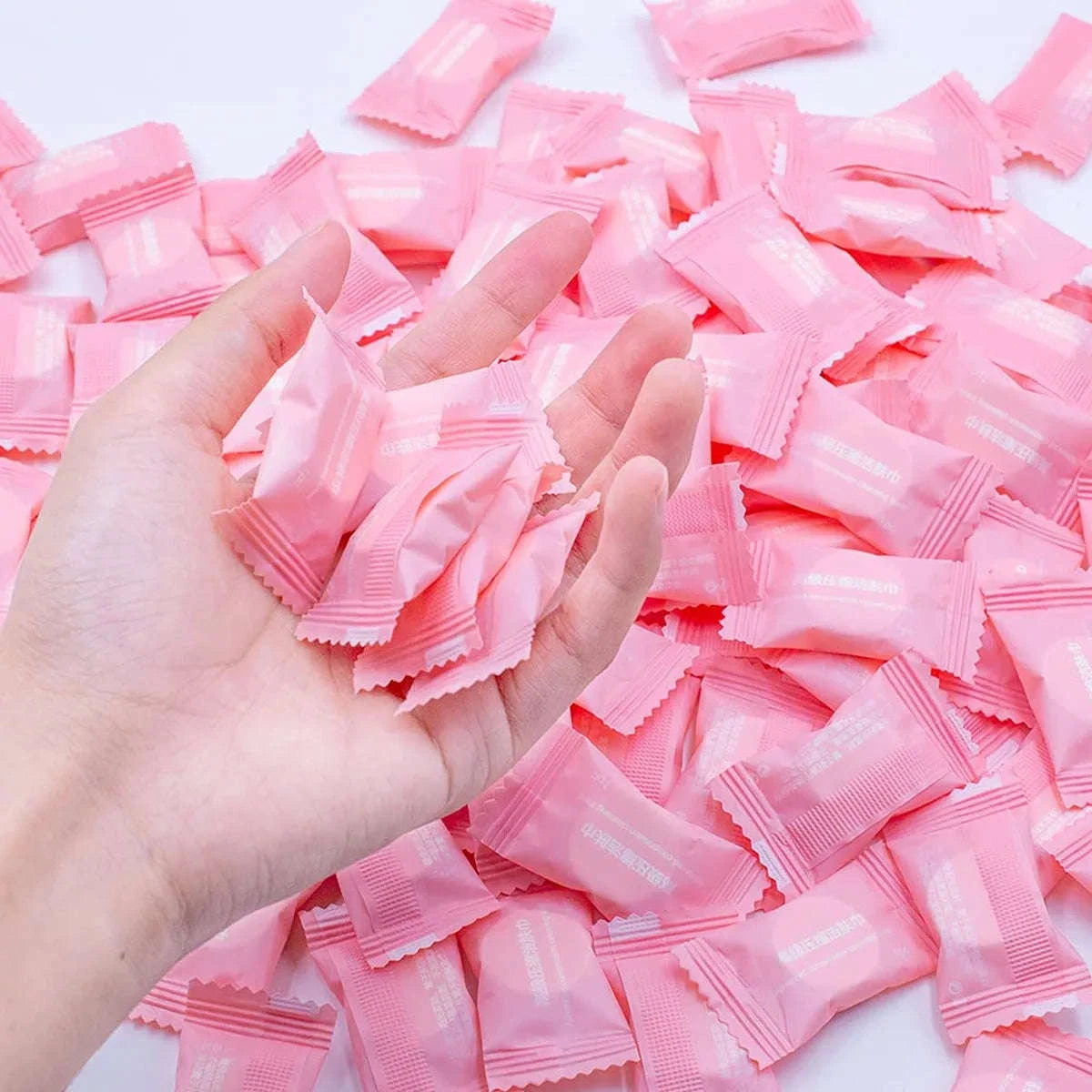 Compressed Cotton Face Towels for Travel, Camping and Daily Use-20pcs / United States