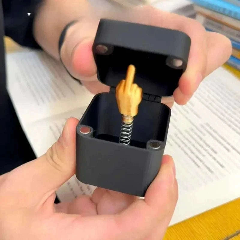 Creative Pop-Up Middle Finger Gift Box Prank Surprise-2pcs