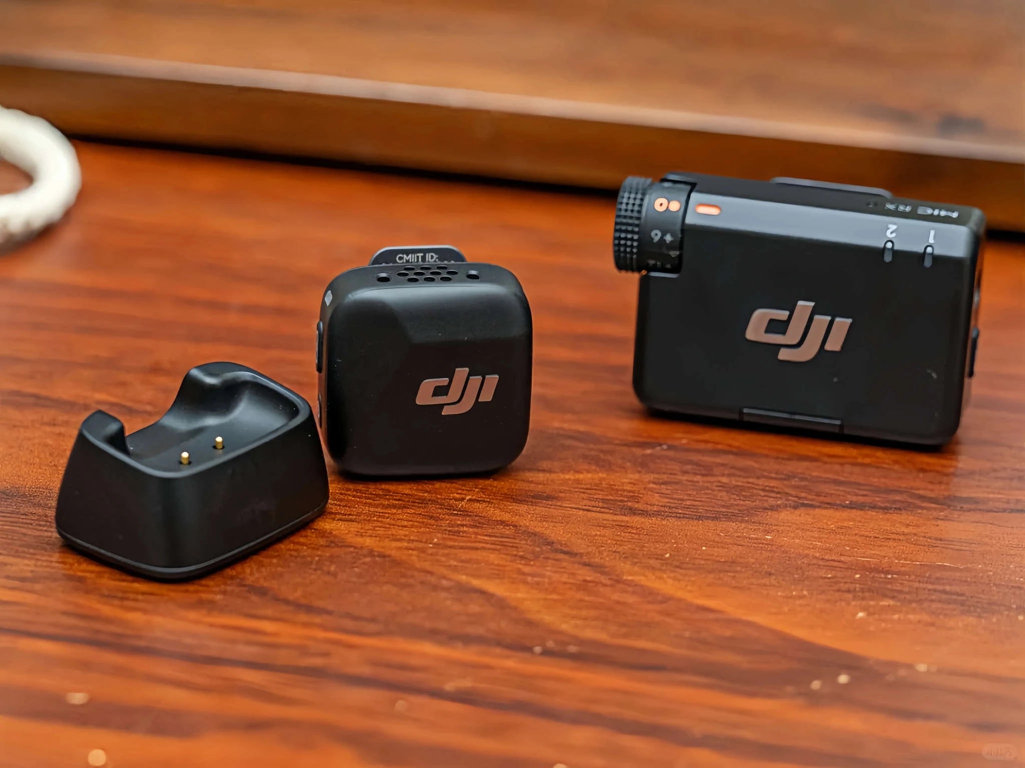 DJI Mic Mini Wireless Microphone System with Charging Case-Mic Mini 1TX 1RX / spain