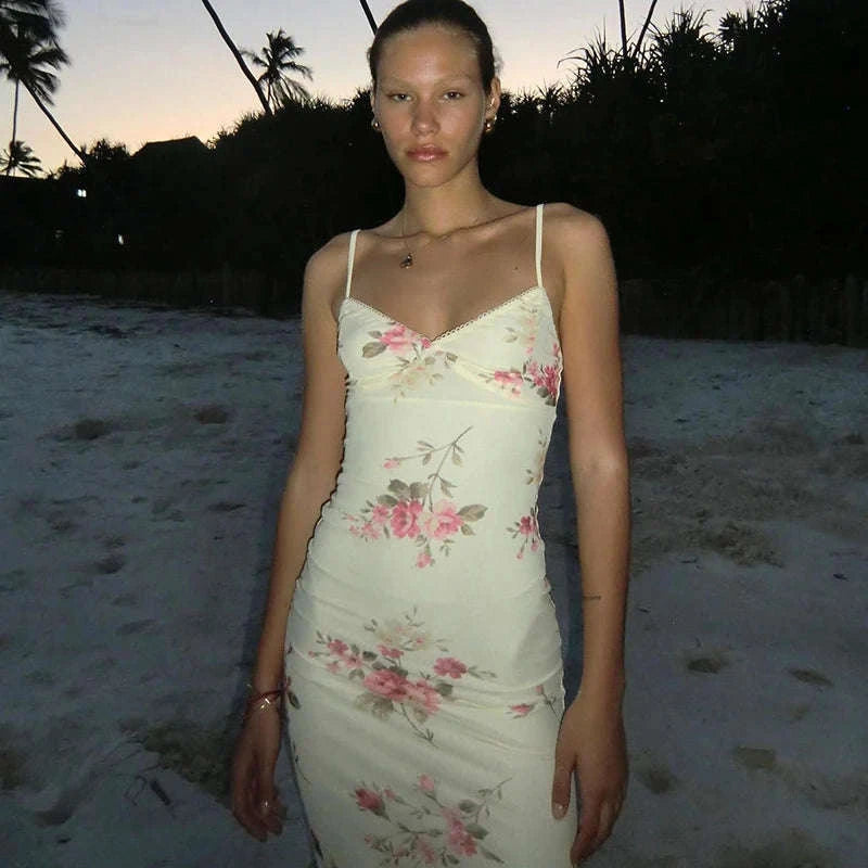 Dulzura Floral Print Maxi Dress-Apricot / XS