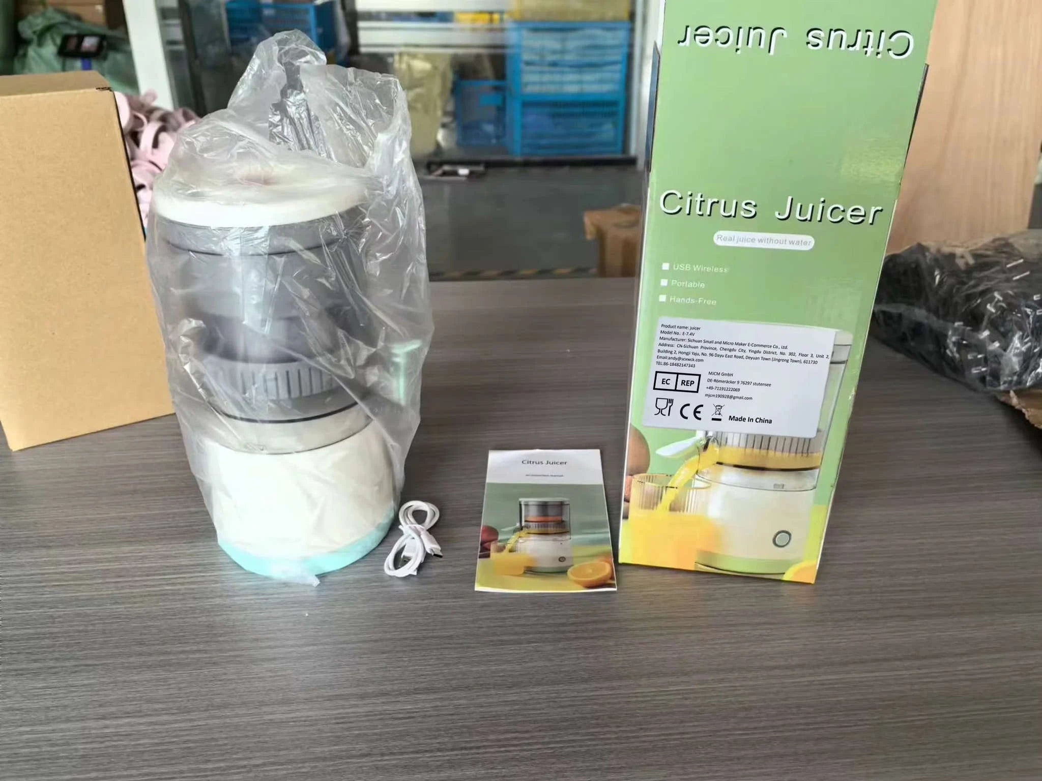 Electric Citrus Juicer Cup with USB Charging-Green