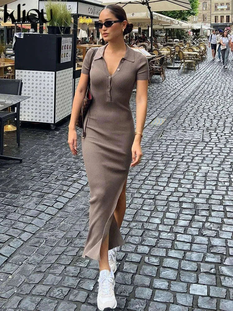 Elegant Office Maxi Dress with Side Slit and Polished Fit-black / S