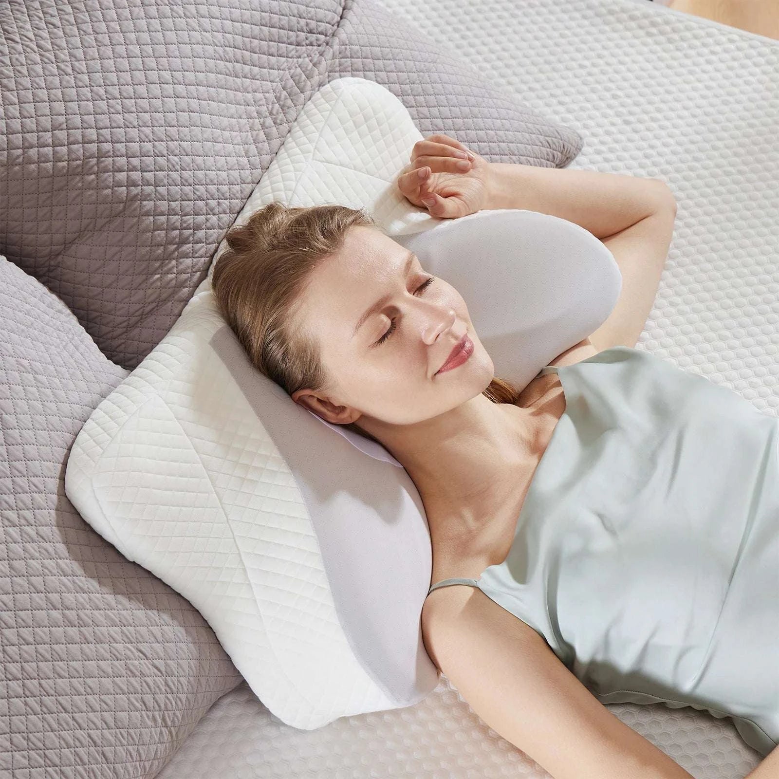 Ergonomic Memory Foam Cervical Pillow with Cooling Case-Dark Gray / United States