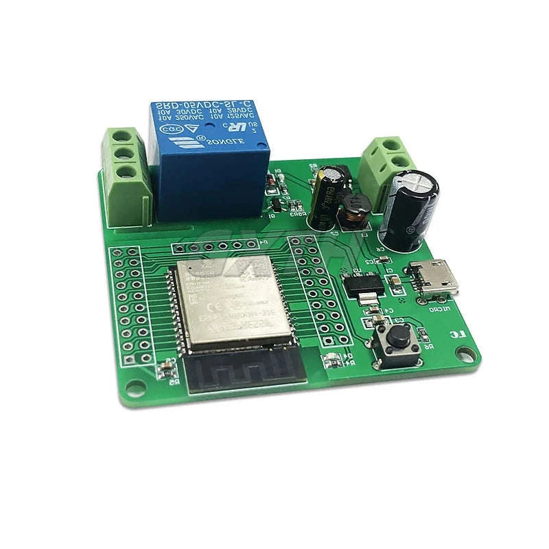 ESP32 WiFi Bluetooth Relay Module Board-DC5-30V  8 channel