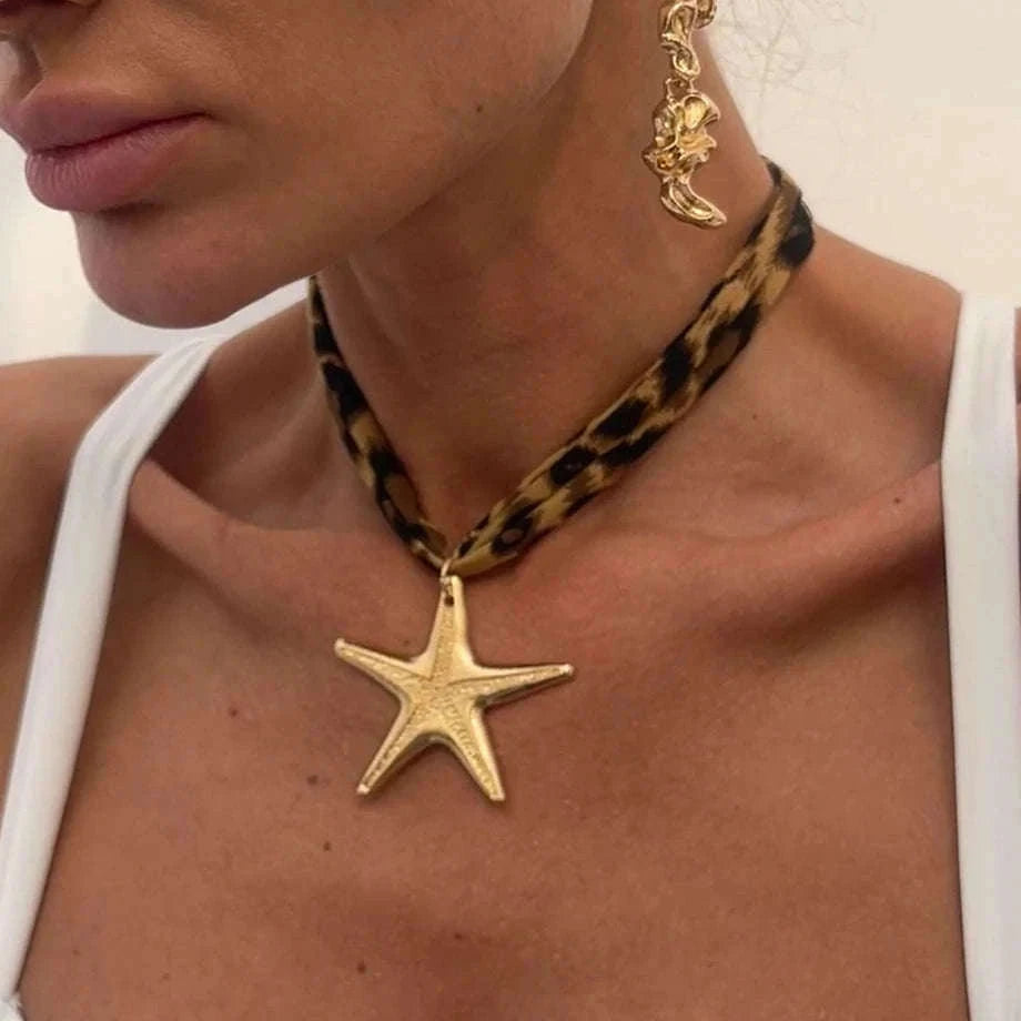 Ethnic Multilayer Velvet Chain Necklace With Adjustable Fit-Love Heart / CHINA