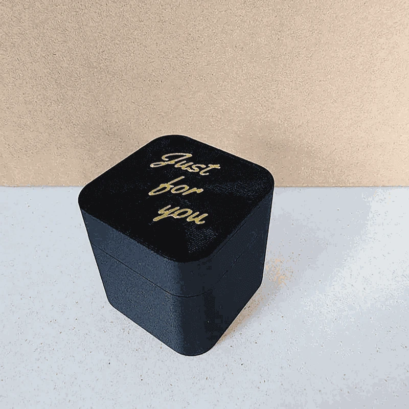 Funny Middle Finger Prank Gift Box for Surprise Laughs-1pcs