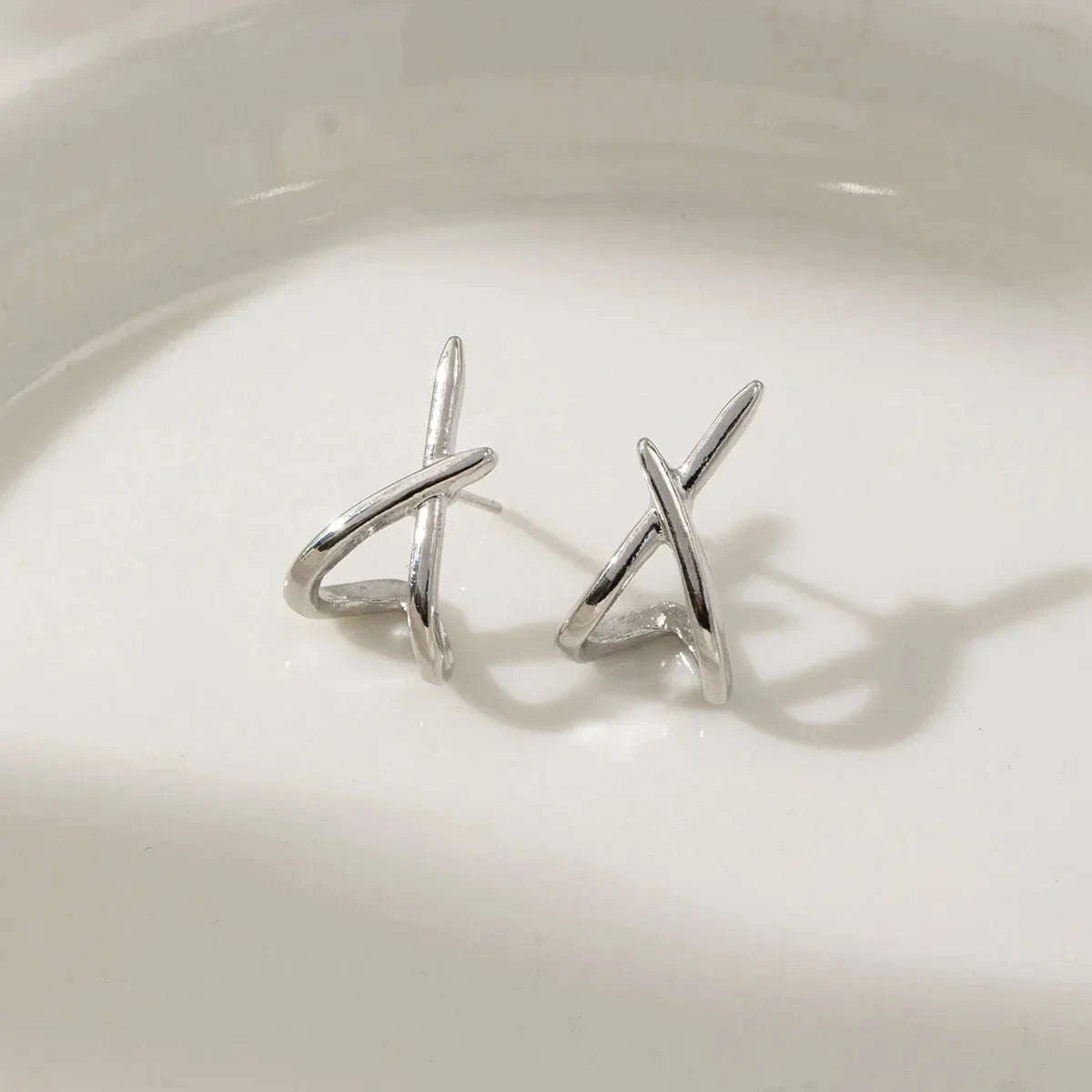 Gold Cross Stud Earrings for Women – Dainty Minimalist Jewelry-662490