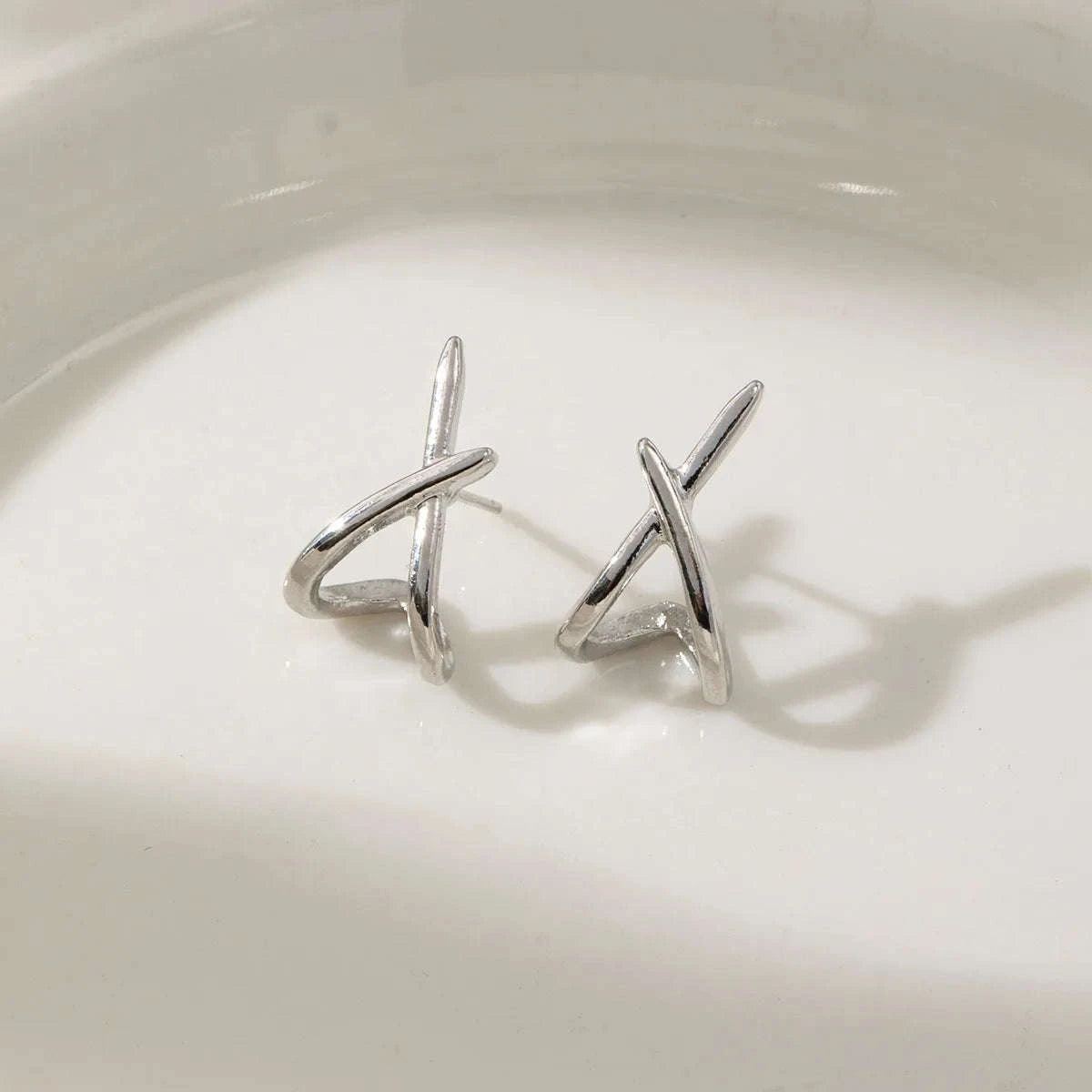 Gold Cross Stud Earrings for Women – Dainty Minimalist Jewelry-662490
