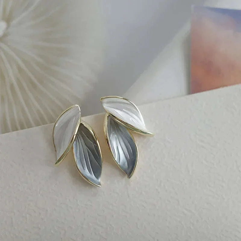 Korean Metal Leaf Stud Earrings-661730
