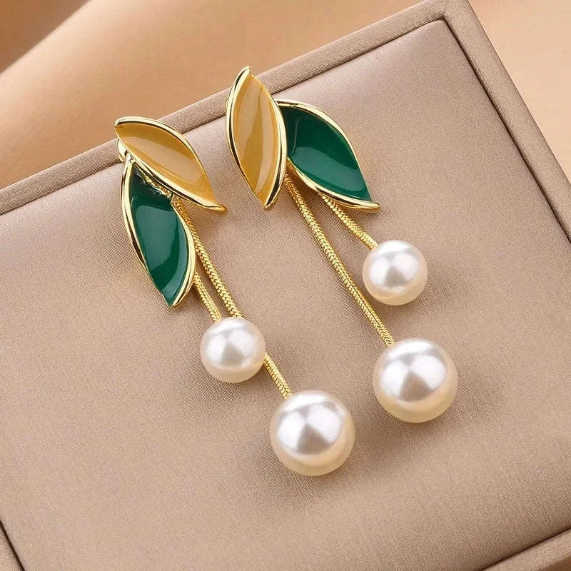 Korean Metal Leaf Stud Earrings-661730
