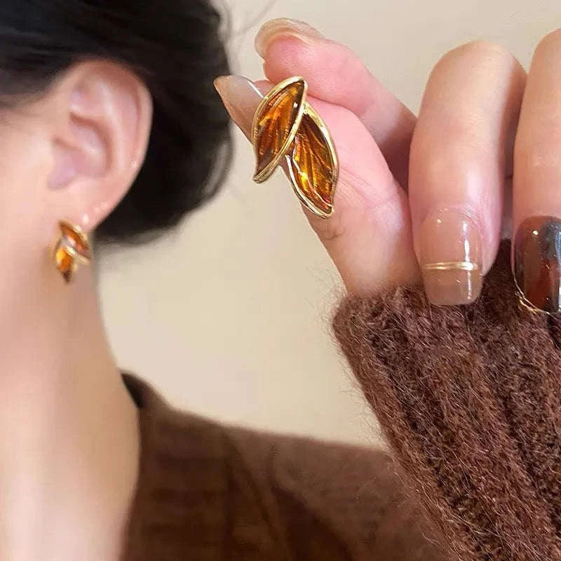 Korean Metal Leaf Stud Earrings-661730