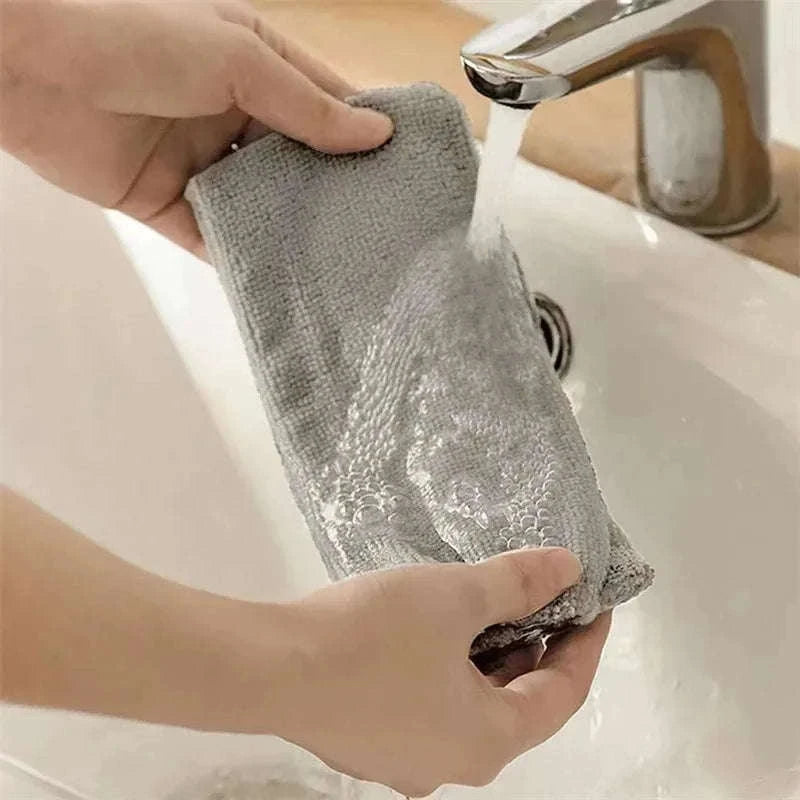 Long Handle Dust Mop for Floors, Ceilings and Tight Spaces-Mop with 2pcs cloth