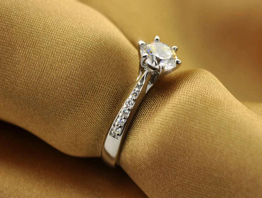 Luxury 925 Sterling Silver Classic Six-Claw Ring-5