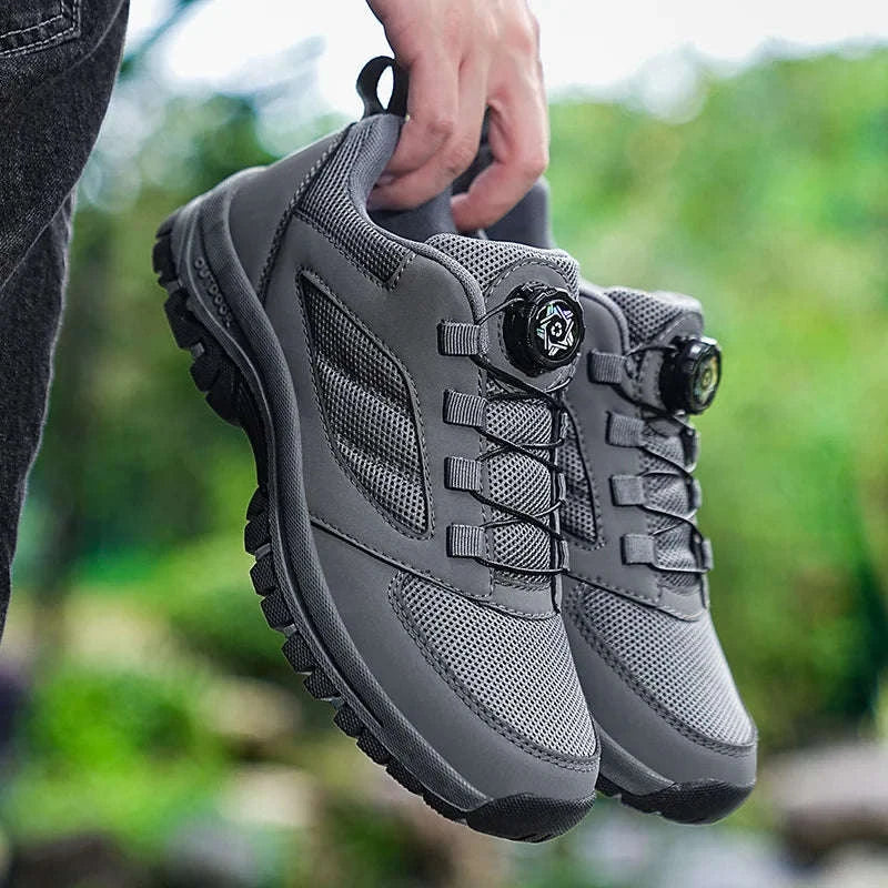 Men's Rotating Buckle Hiking Shoes for Spring and Autumn-black / 39