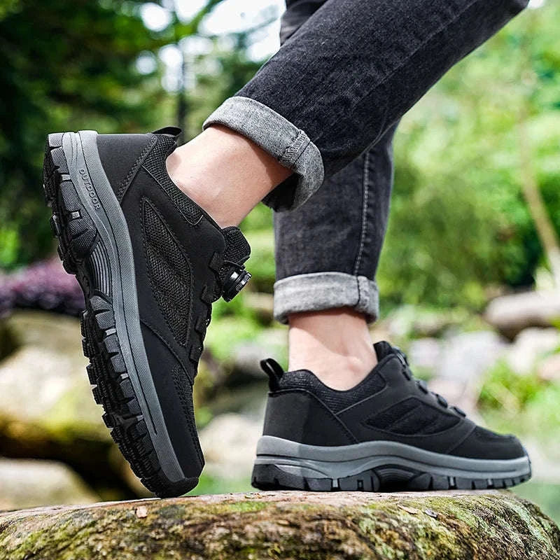 Men's Rotating Buckle Hiking Shoes for Spring and Autumn-black / 39