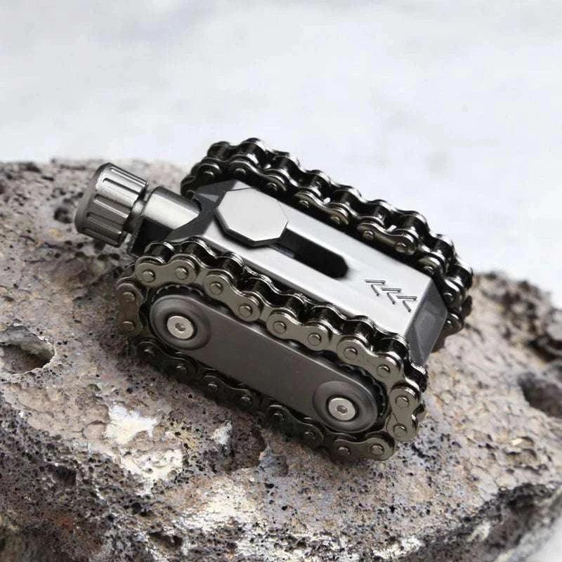 Metal Tank Fidget Spinner Toy with Rotating Gear and Tracks-1PC