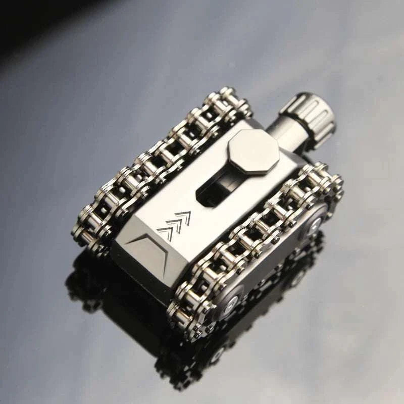 Metal Tank Fidget Spinner Toy with Rotating Gear and Tracks-1PC
