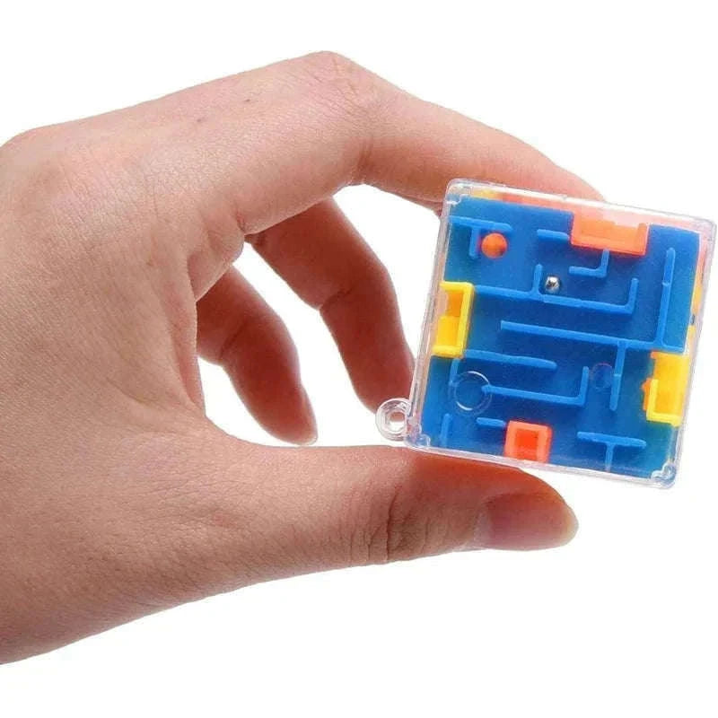 Mini 3D Maze Magic Cube Puzzle for Focused Screen-Free Play-1Pcs