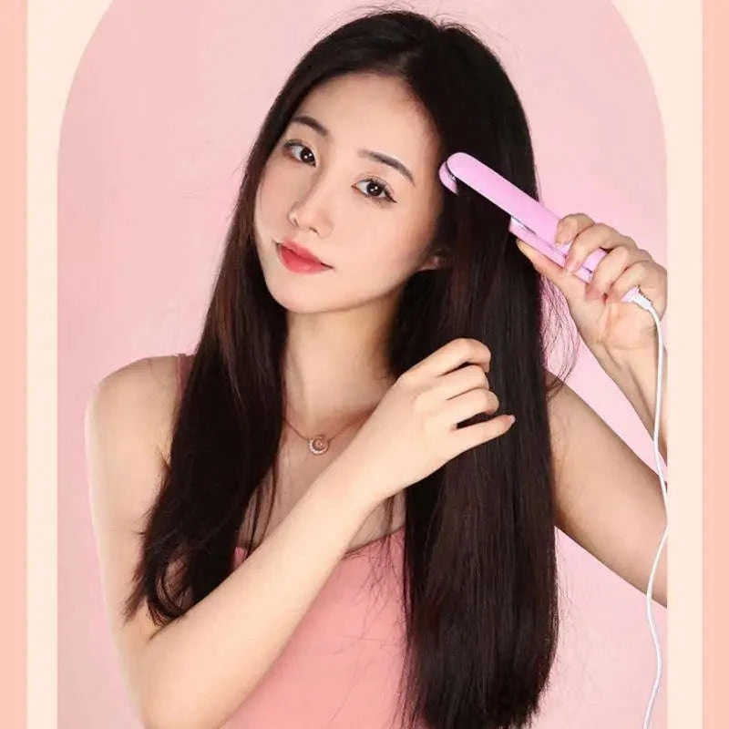 Mini Hair Straightener with Quick-Heat Ceramic Plates-Pink