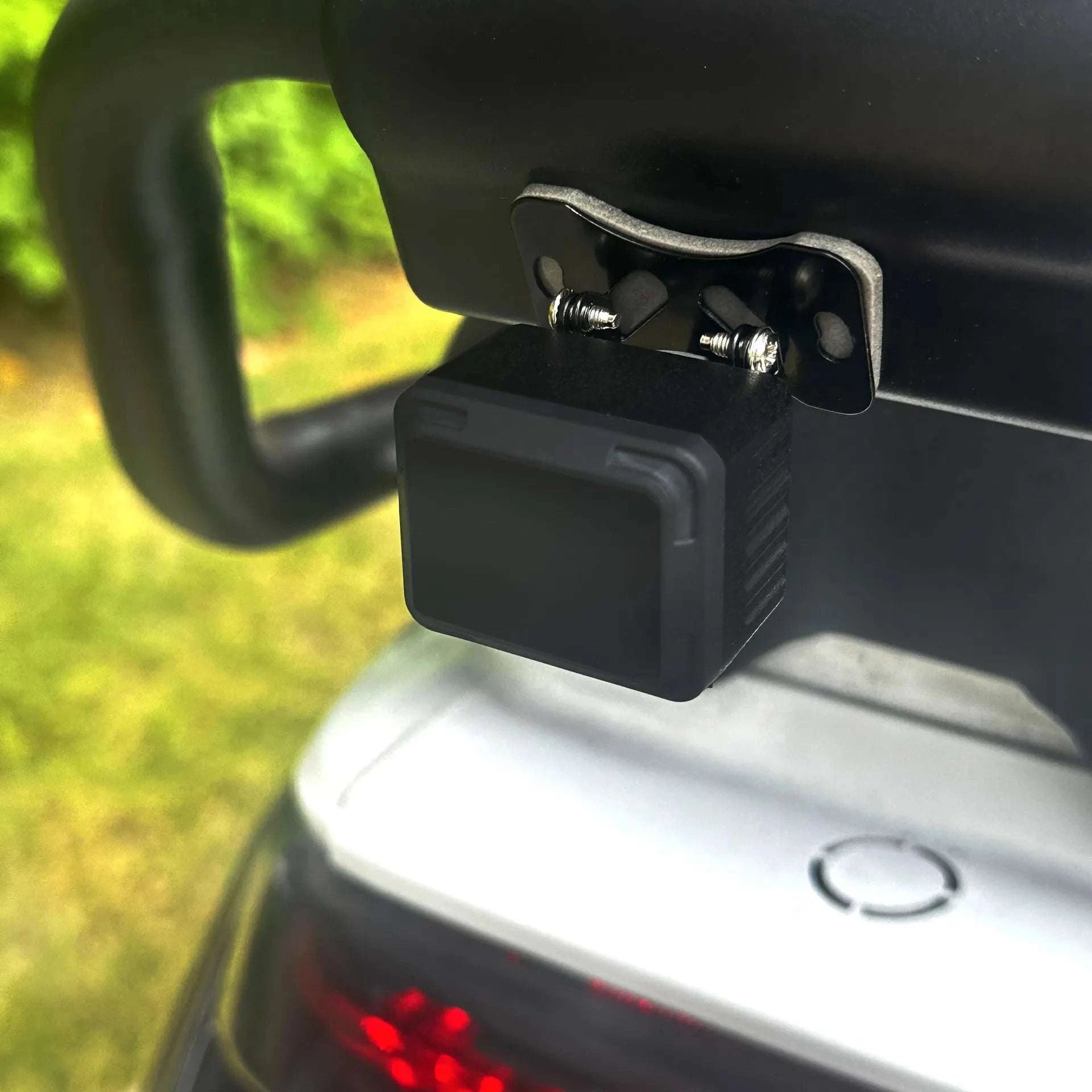 Motorcycle Blind Spot Detection System 77GHz Radar 50m Range-CN