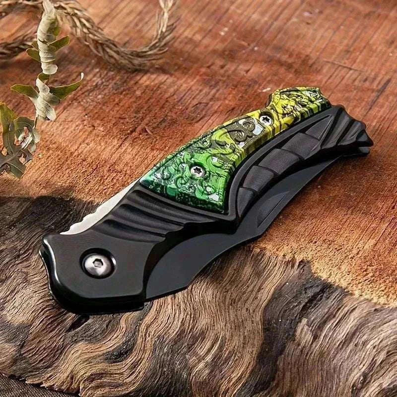 Portable Folding Fruit Knife for Outdoor and Everyday Cutting-light green