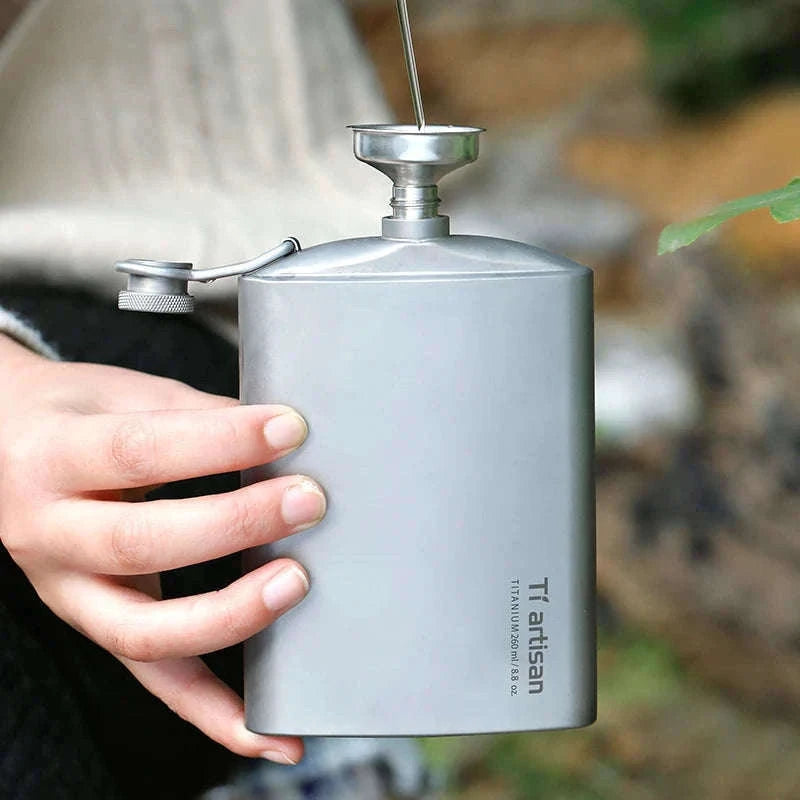 Portable Pure Titanium Hip Flask with Funnel, 200ml/260ml-Ta8603S-200ml
