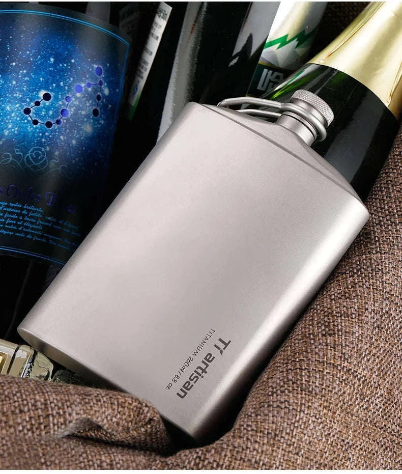 Portable Pure Titanium Hip Flask with Funnel, 200ml/260ml-Ta8603S-200ml