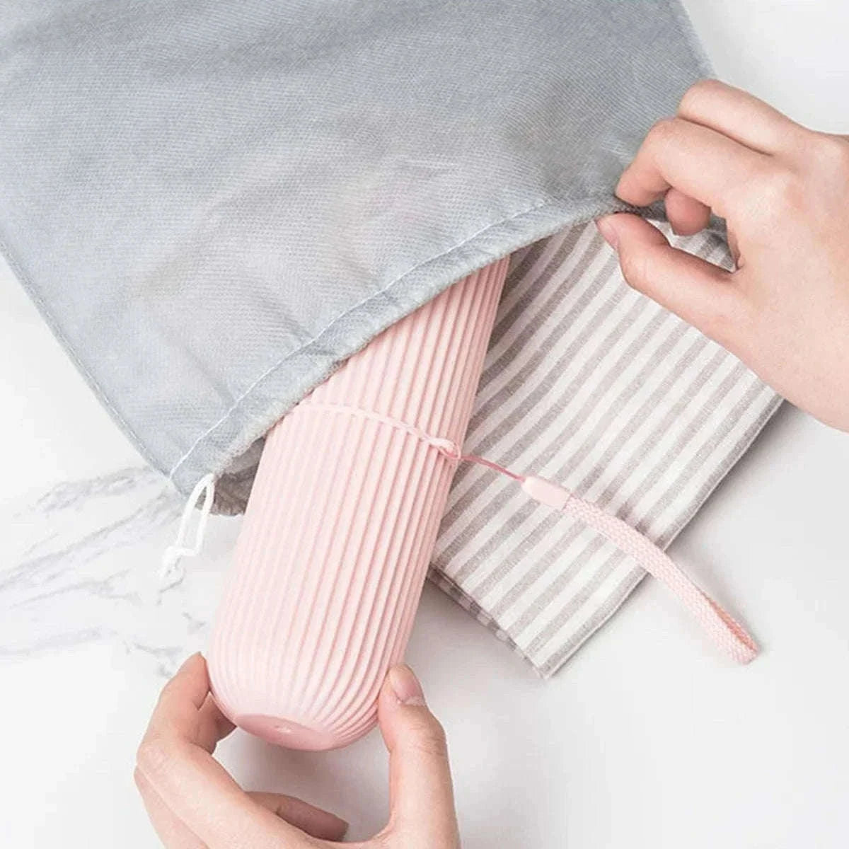 Portable Travel Toothbrush and Toothpaste Case with Ventilation-SKY BLUE