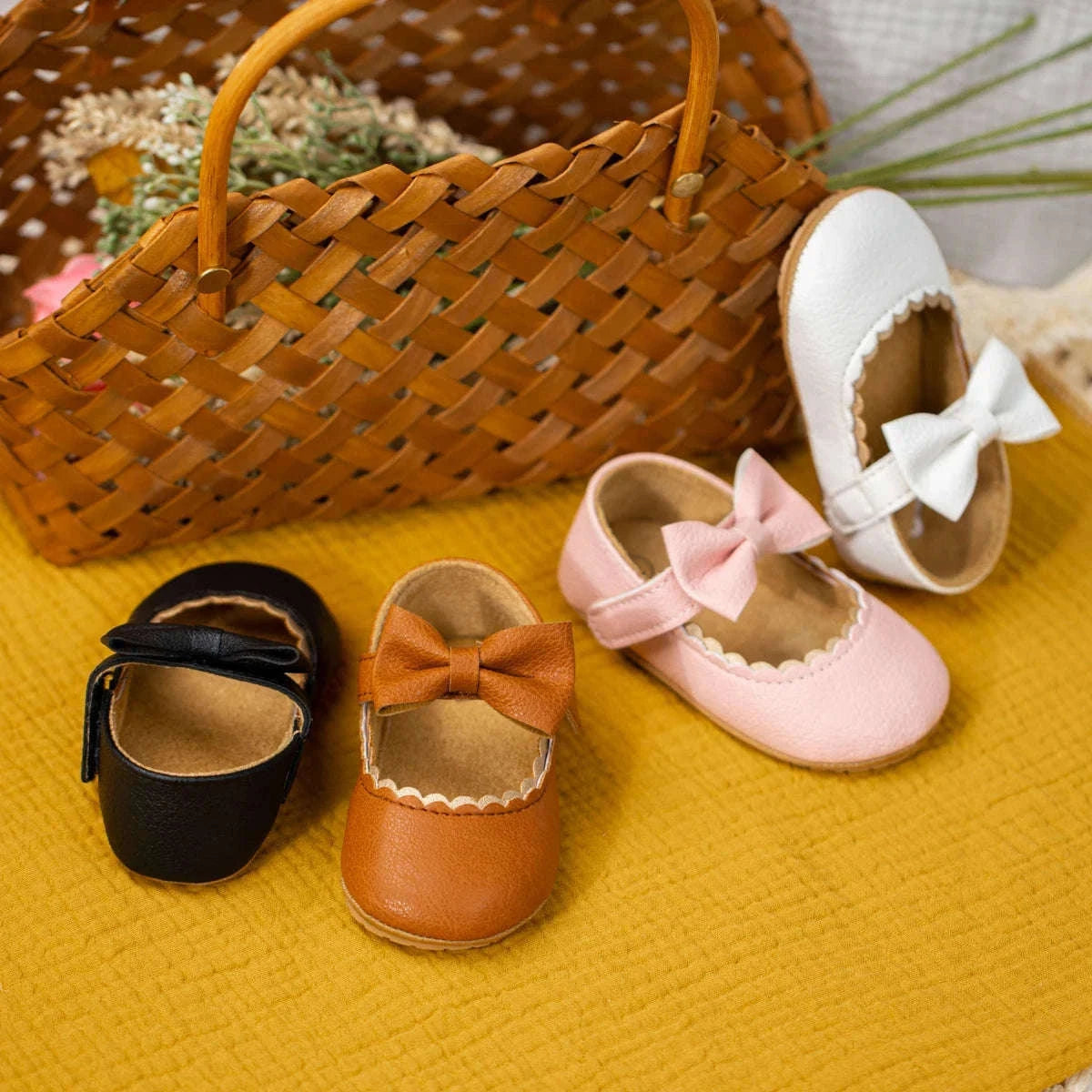 Retro Solid Color Bow Baby Walking Shoes for Early Steps-black / 6-12months