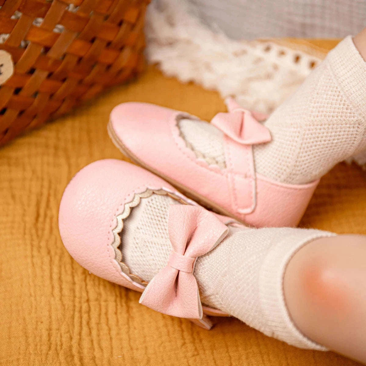 Retro Solid Color Bow Baby Walking Shoes for Early Steps-black / 6-12months