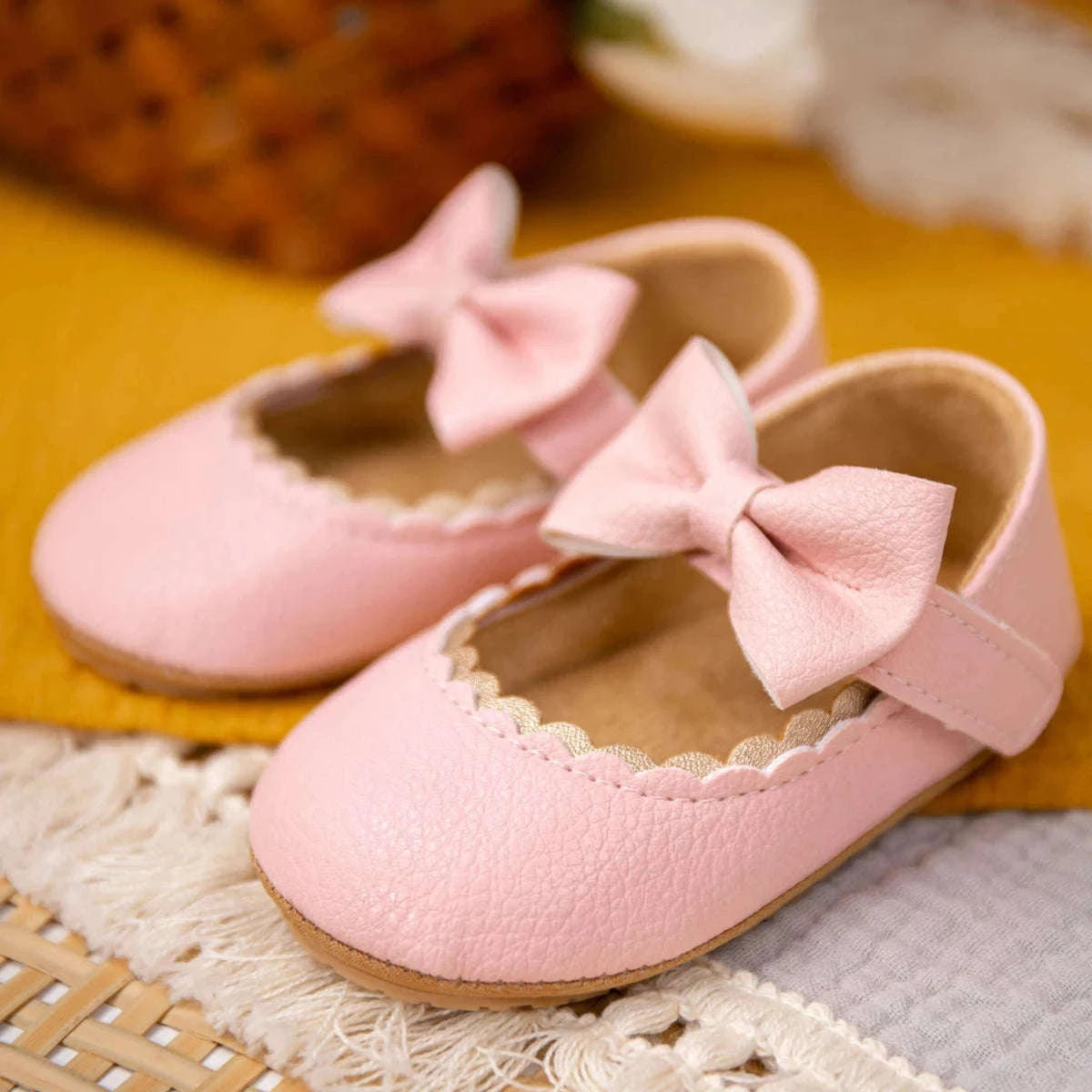 Retro Solid Color Bow Baby Walking Shoes for Early Steps-black / 6-12months