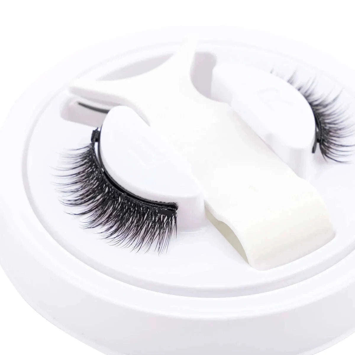 Reusable Magnetic False Eyelashes with Applicator Tweezers Set-1 Pair LZ04