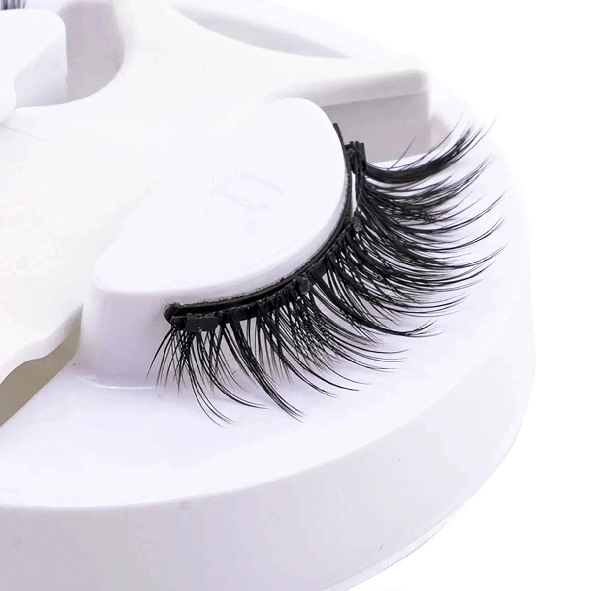 Reusable Magnetic False Eyelashes with Applicator Tweezers Set-1 Pair LZ04