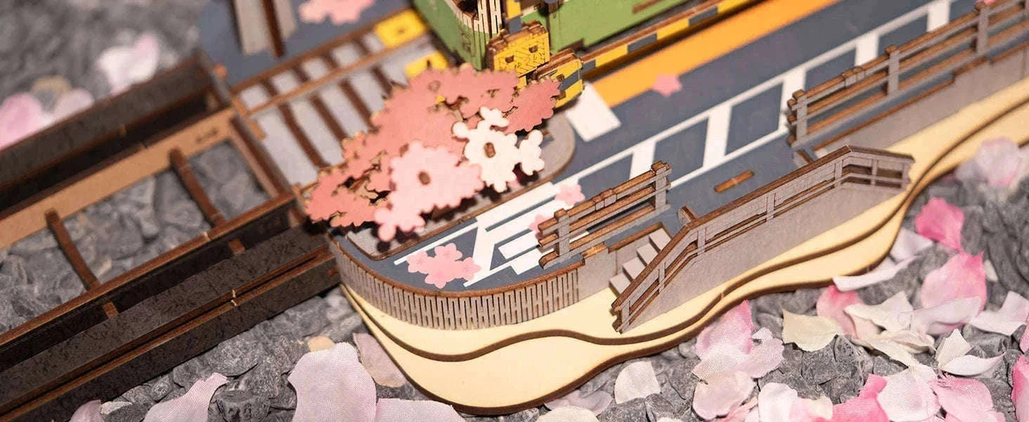 Sakura Journey 3D Puzzle Tram Model with LED Light-BTTGS02 / UNITED KINGDOM
