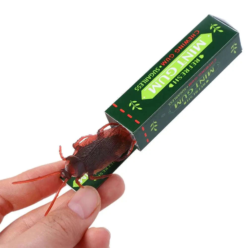 Shocking Cockroach Chewing Gum Prank Toy-Green