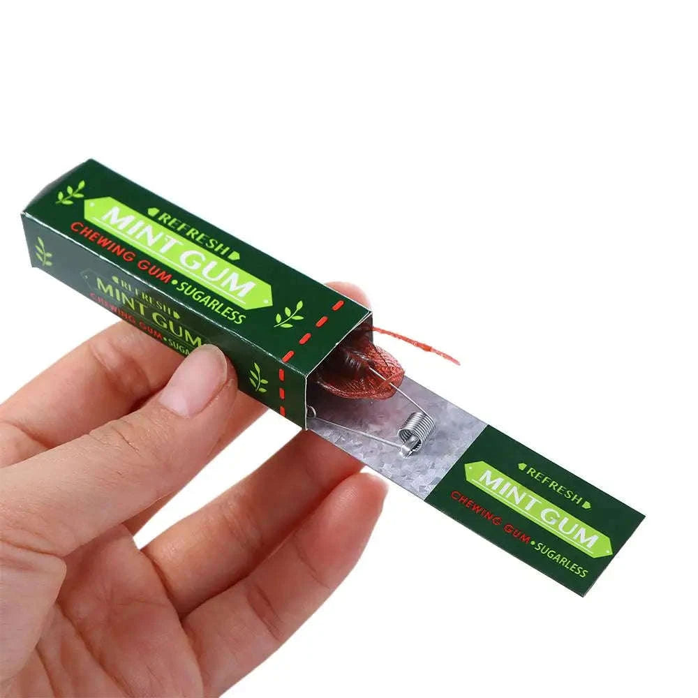 Shocking Cockroach Chewing Gum Prank Toy-Green