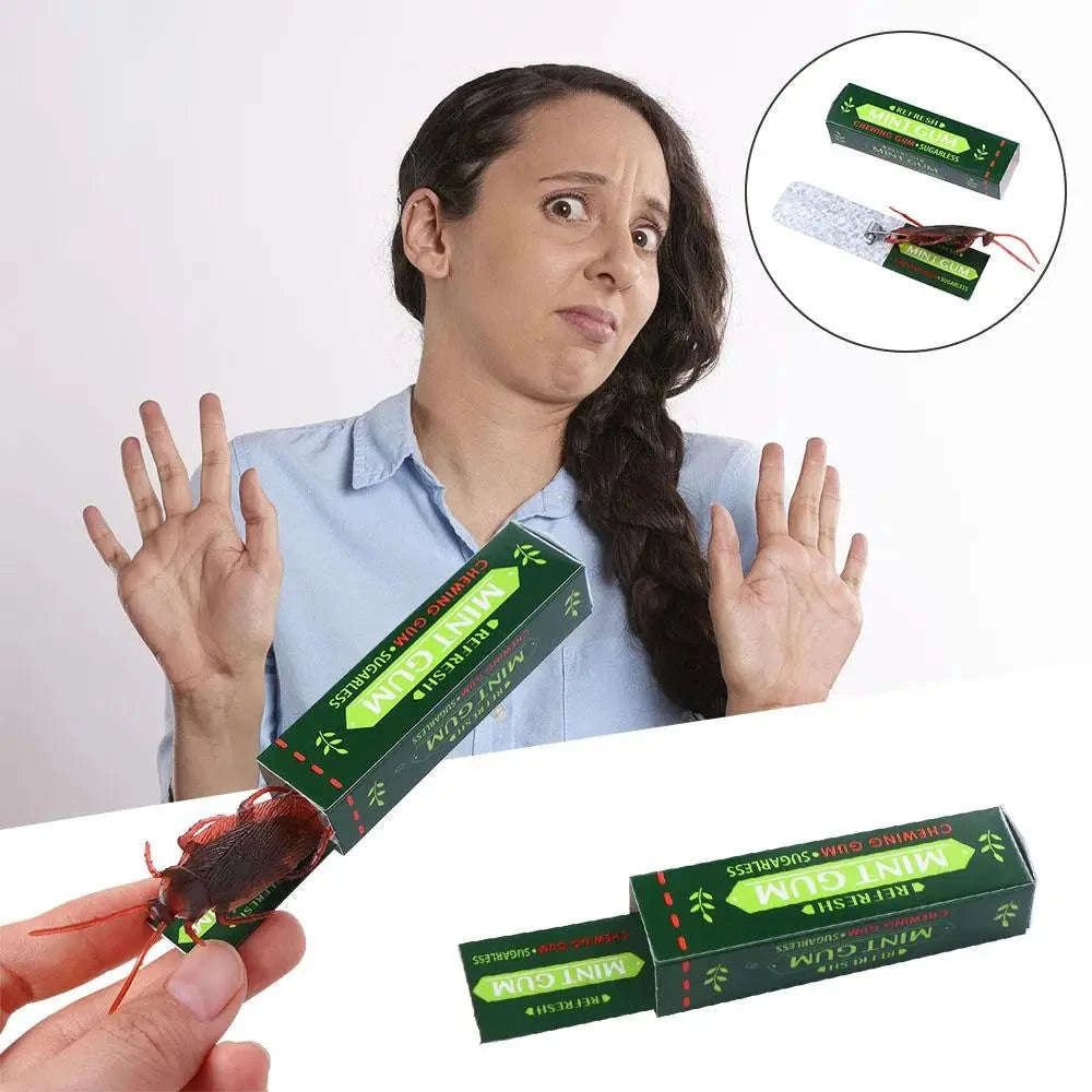 Shocking Cockroach Chewing Gum Prank Toy-Green
