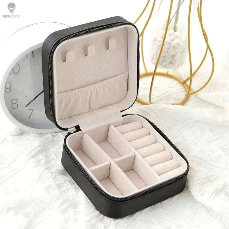 Single-Layer Travel Leather Jewelry Box for Organized Storage-White