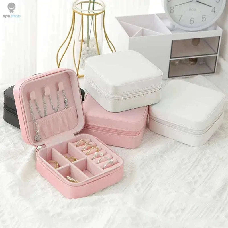 Single-Layer Travel Leather Jewelry Box for Organized Storage-White