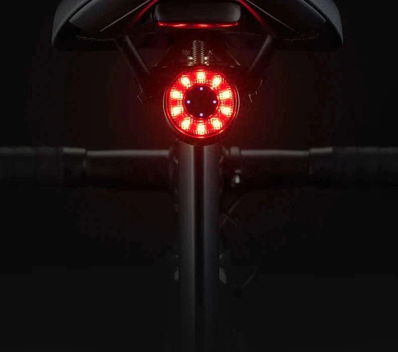 Smart Bike Rear Light with Brake Sensor & 5 Modes USB-C-Q1MAX