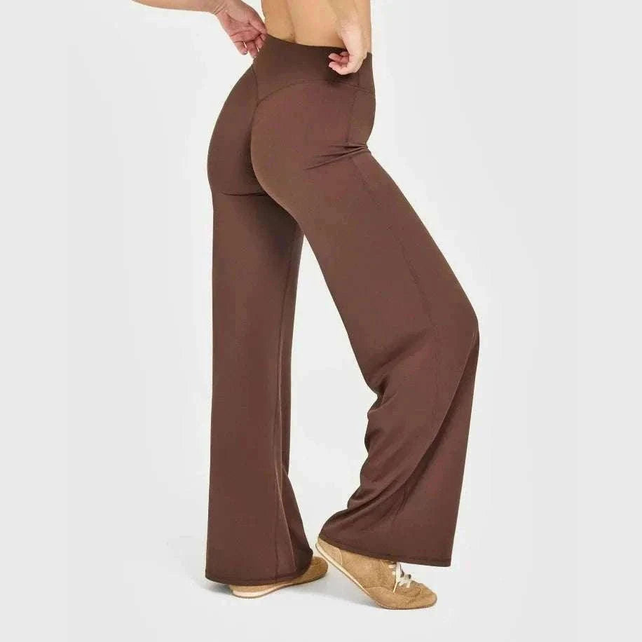SoftMotion Women’s Mid-Waist Straight Leg Yoga Pants-Blooming Roses / XS