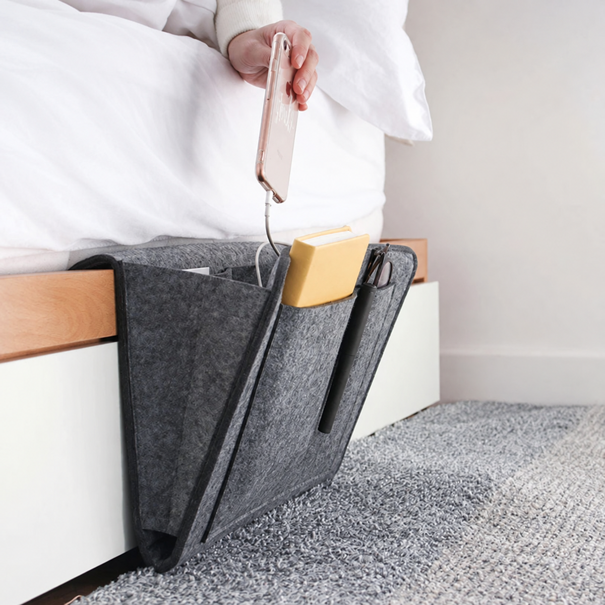 Felt Bedside Storage Organizer with Multi-Pocket Design