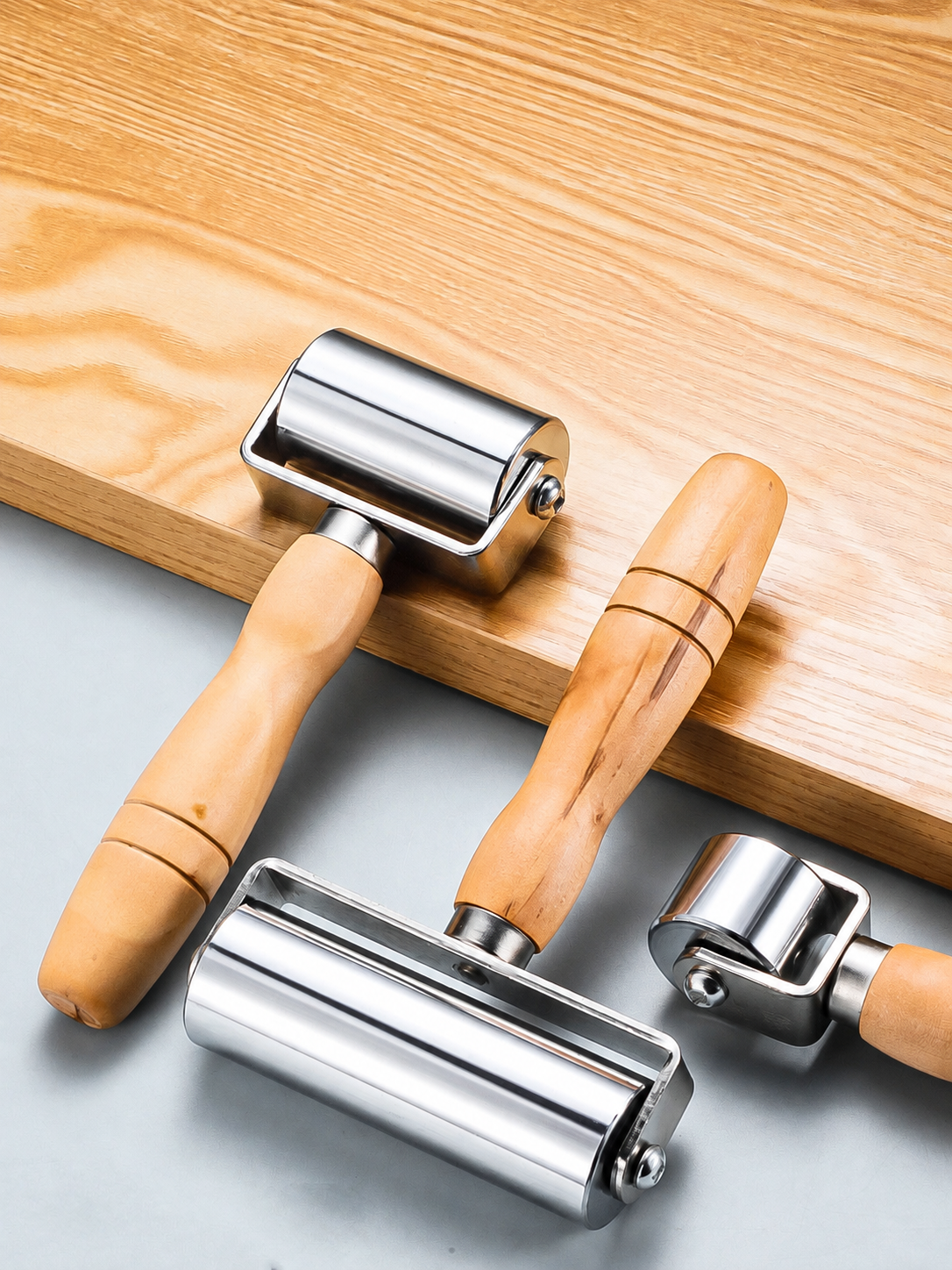 Wooden-Handle Leather Seam Roller