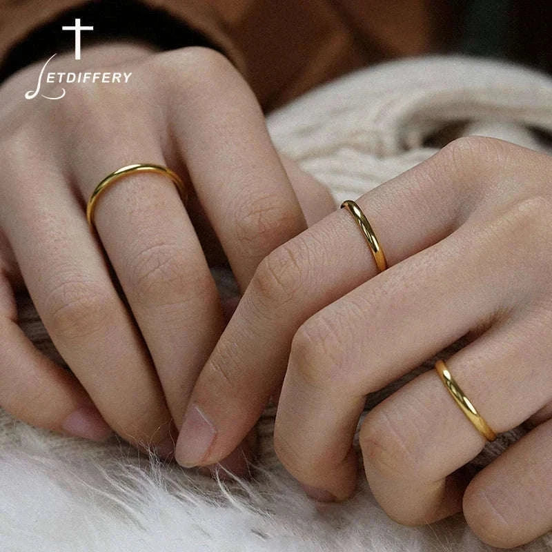 Stainless Steel Wedding Ring with Smooth Gold Finish-4mm Gold Color / 6
