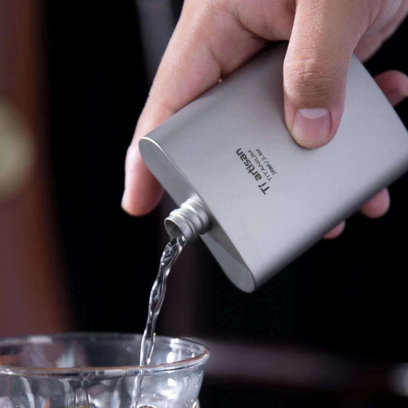 Titanium Pocket Flask 100ml with Funnel-ice Crysatl