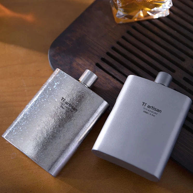 Titanium Pocket Flask 100ml with Funnel-ice Crysatl