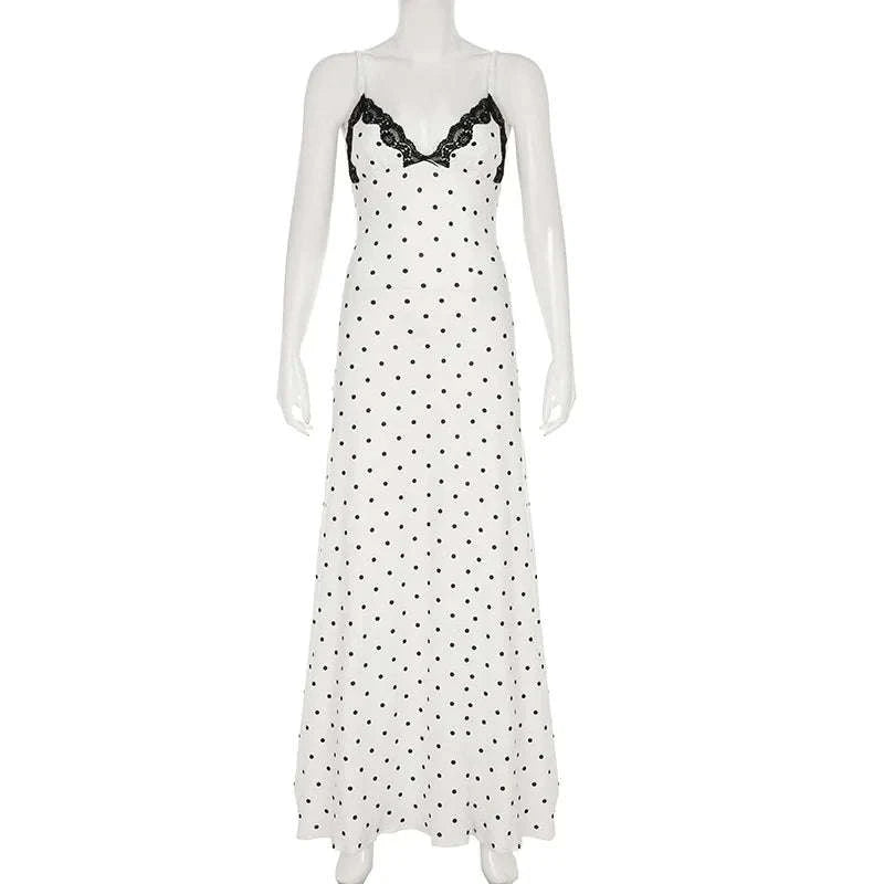 Tossy Lace V‑Neck Maxi Dress-black / M